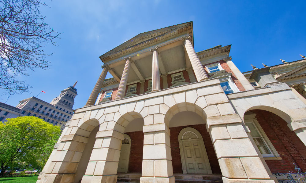 The Law Society of Ontario should release the O'Connor report on the CEO pay scandal